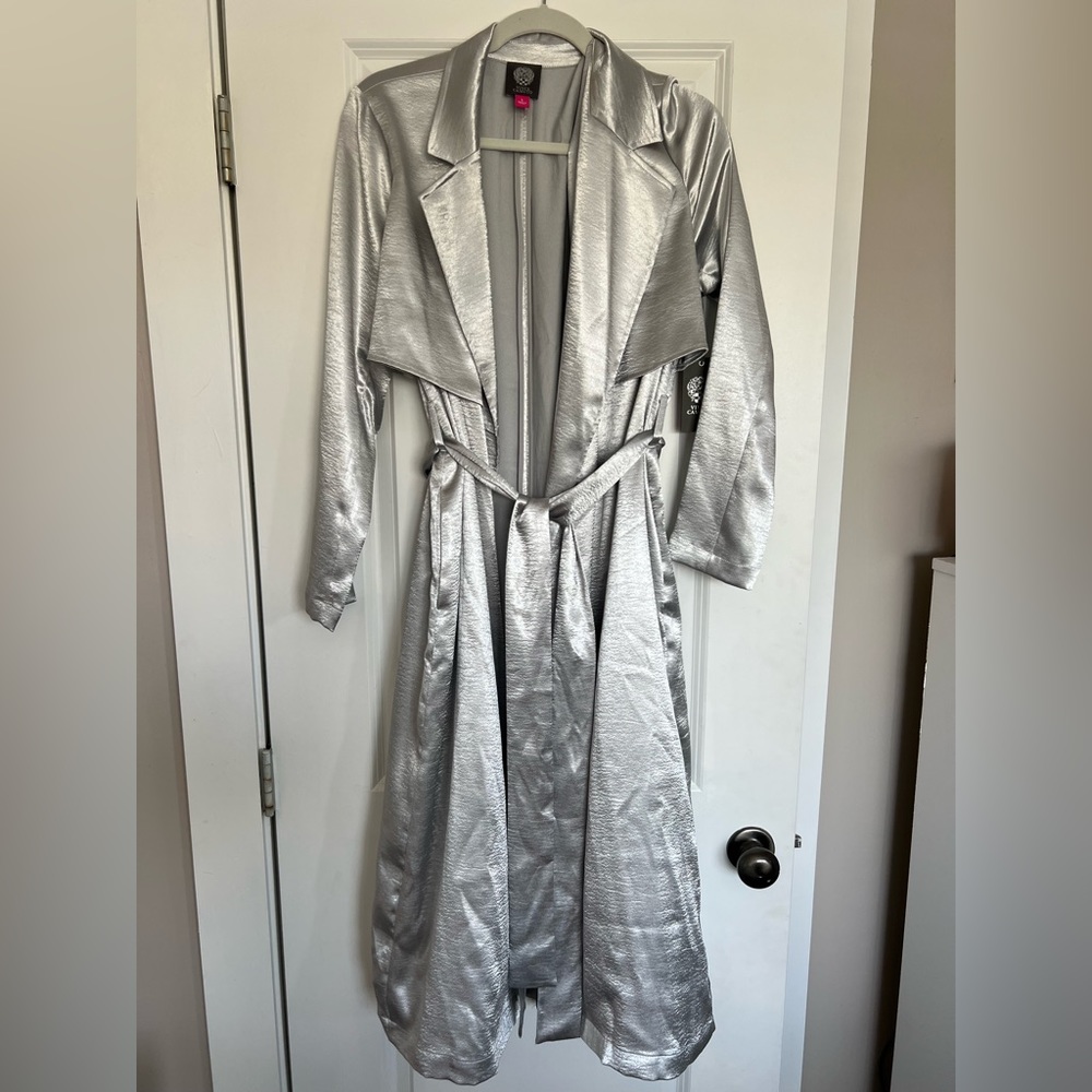 Vince Camuto - Rumple Satin Trench
